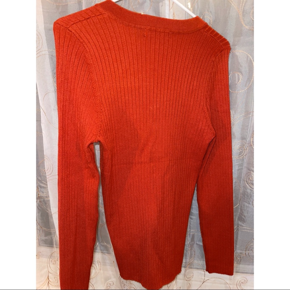 Sweater - Picture 3 of 3